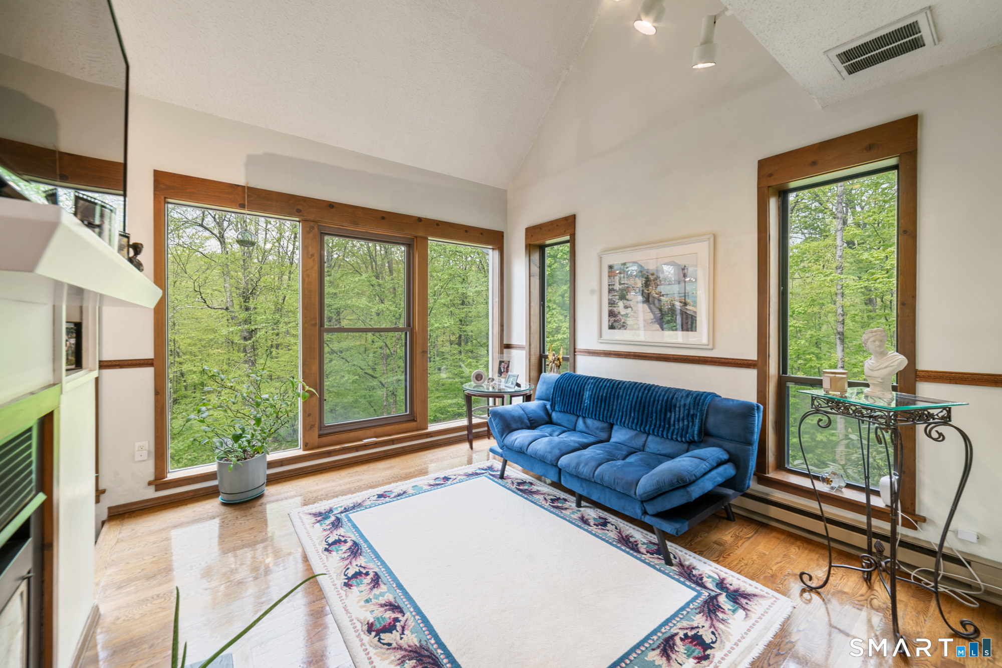 26 Vidich Lane Naugatuck CT 06770