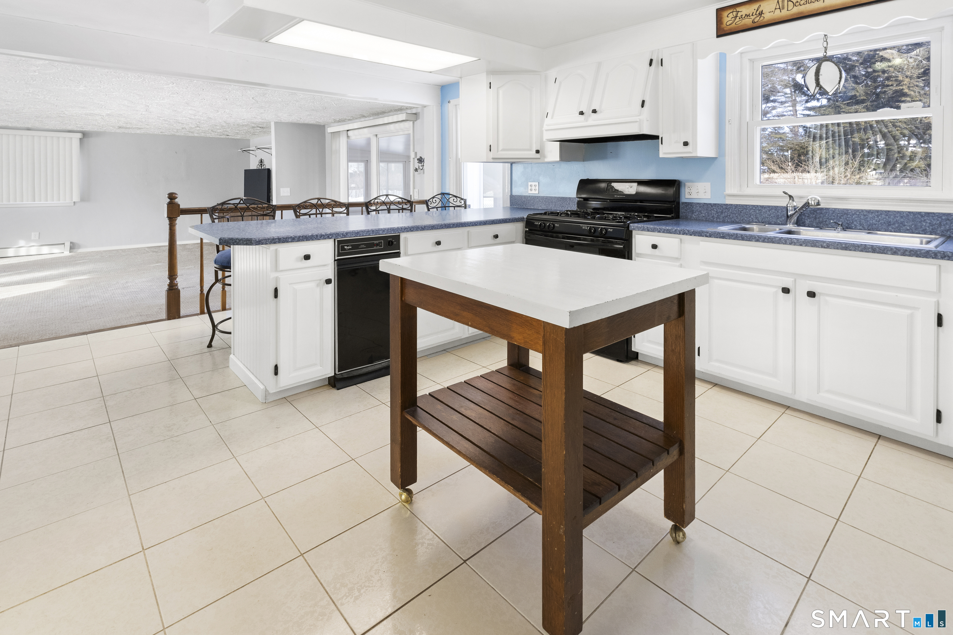 5 Sparkle Street Enfield CT 06082