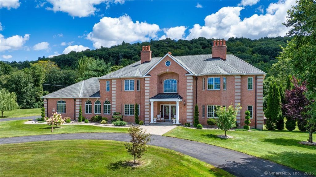 24 Hunting Ridge Drive Simsbury CT 06070
