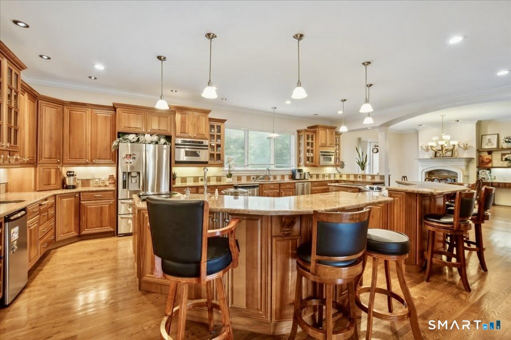 24 Hunting Ridge Drive Simsbury CT 06070