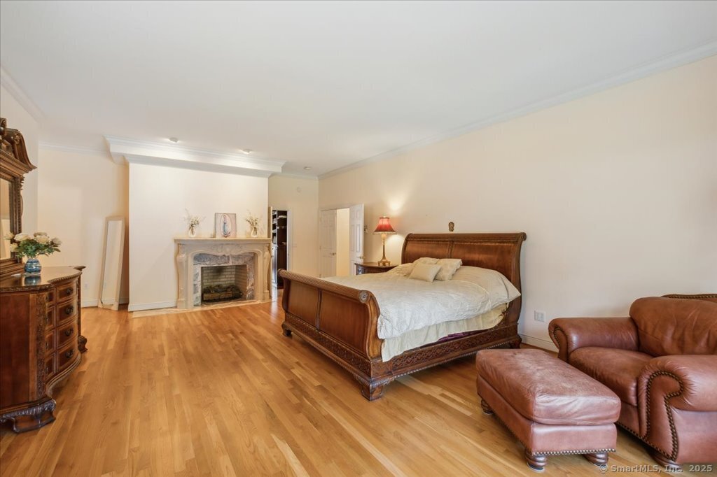 24 Hunting Ridge Drive Simsbury CT 06070