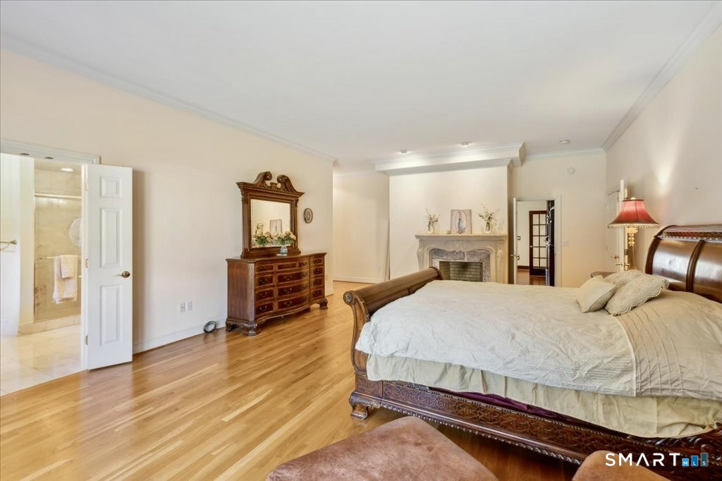 24 Hunting Ridge Drive Simsbury CT 06070