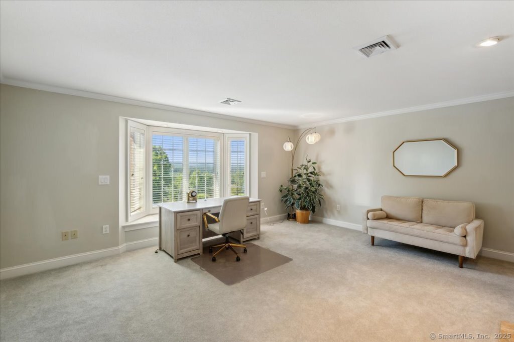 24 Hunting Ridge Drive Simsbury CT 06070