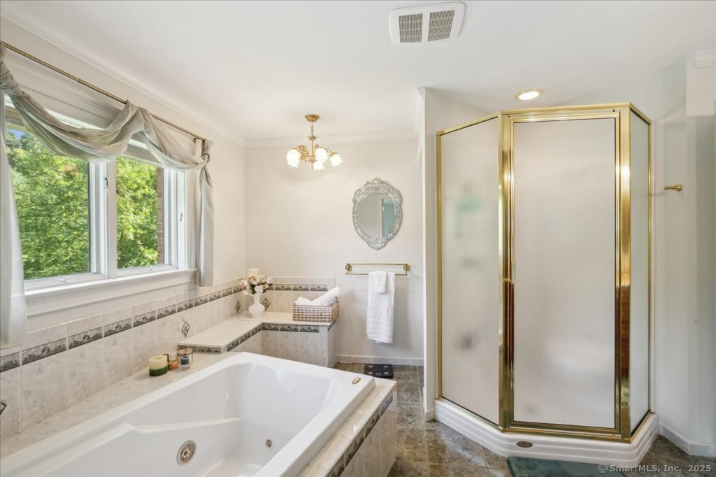 24 Hunting Ridge Drive Simsbury CT 06070