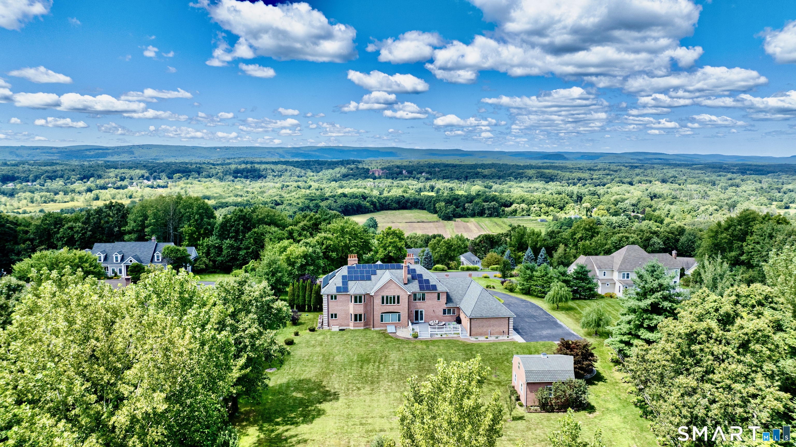 24 Hunting Ridge Drive Simsbury CT 06070