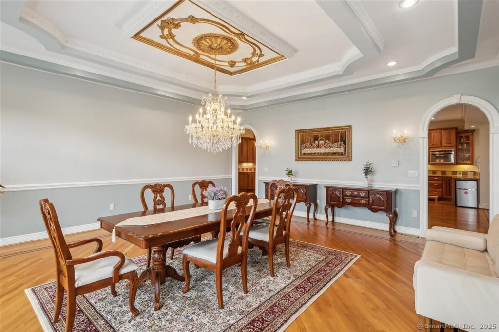 24 Hunting Ridge Drive Simsbury CT 06070