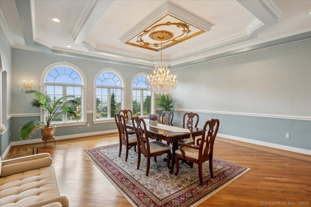 24 Hunting Ridge Drive Simsbury CT 06070