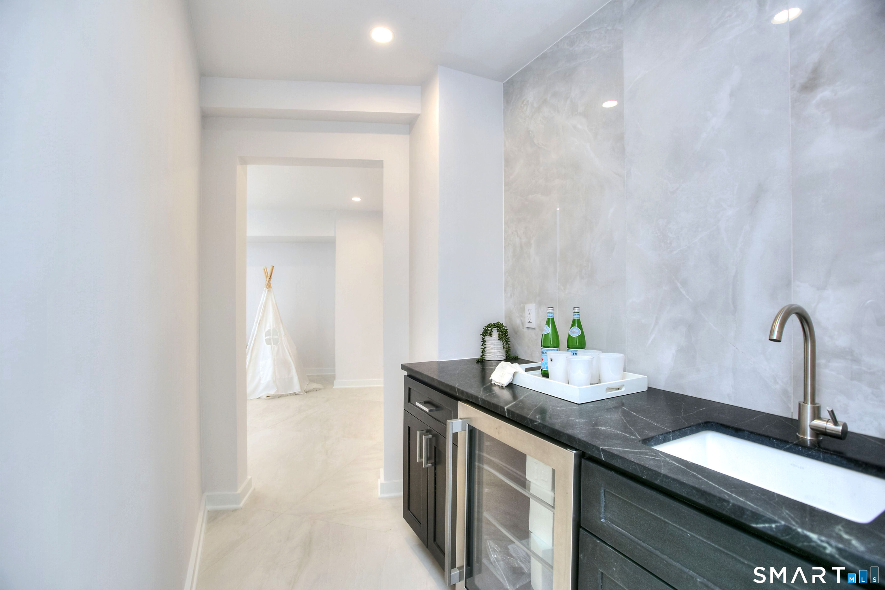 475 Fence Row Drive Fairfield CT 06824
