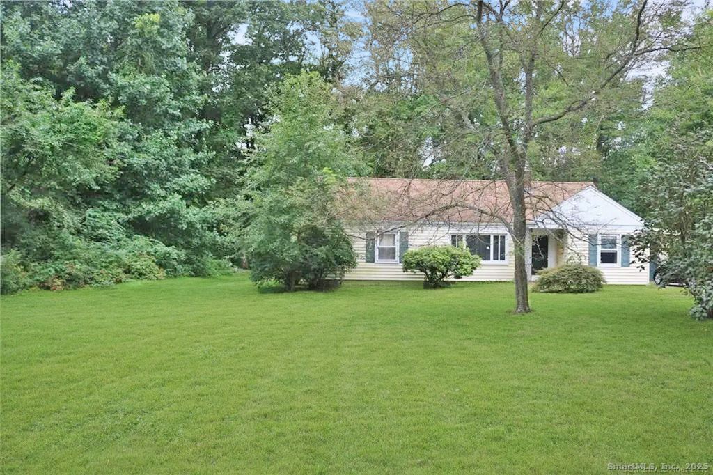 27 Fyler Drive Windsor CT 06095