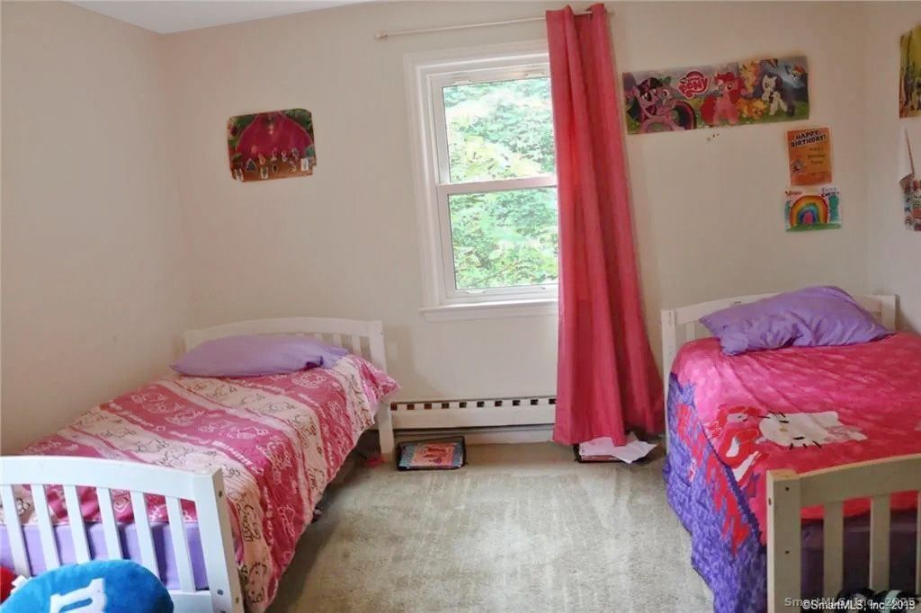 27 Fyler Drive Windsor CT 06095