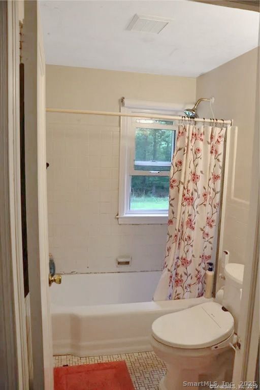 27 Fyler Drive Windsor CT 06095