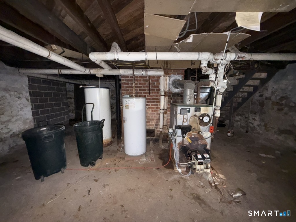 66 Overland Avenue Bridgeport CT 06606