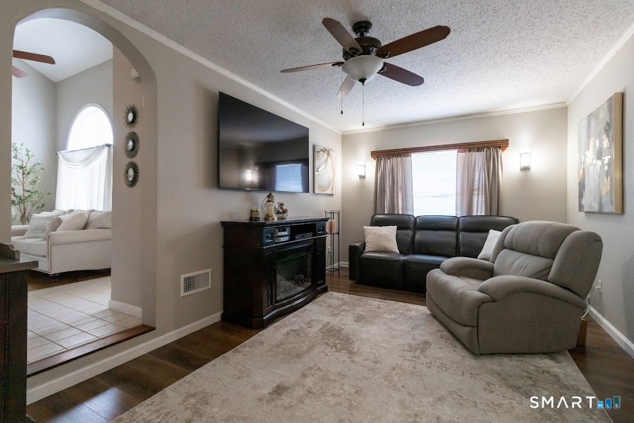 691 West Street Southington CT 06489
