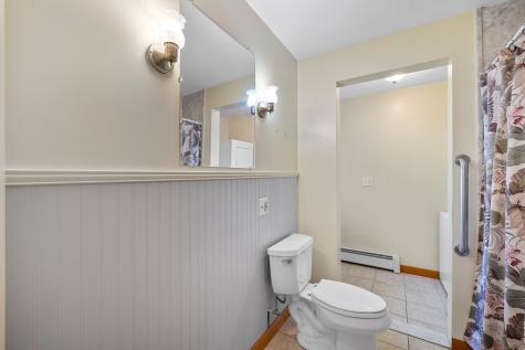 35 Pine Street Waterford CT 06385