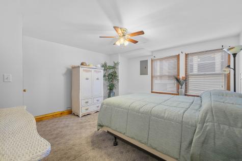 35 Pine Street Waterford CT 06385