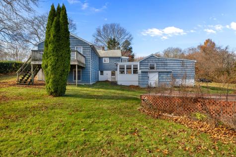 35 Pine Street Waterford CT 06385