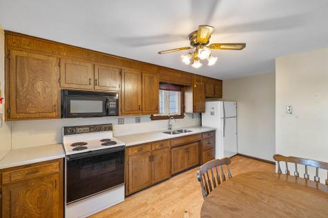 35 Pine Street Waterford CT 06385