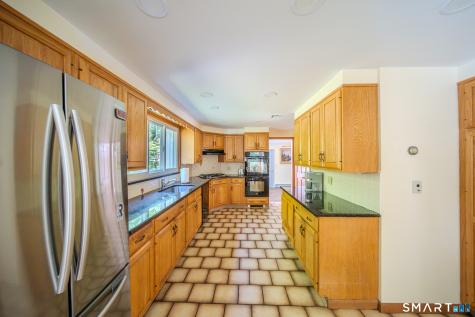 237 Chestnut Hill Road Stamford CT 06903