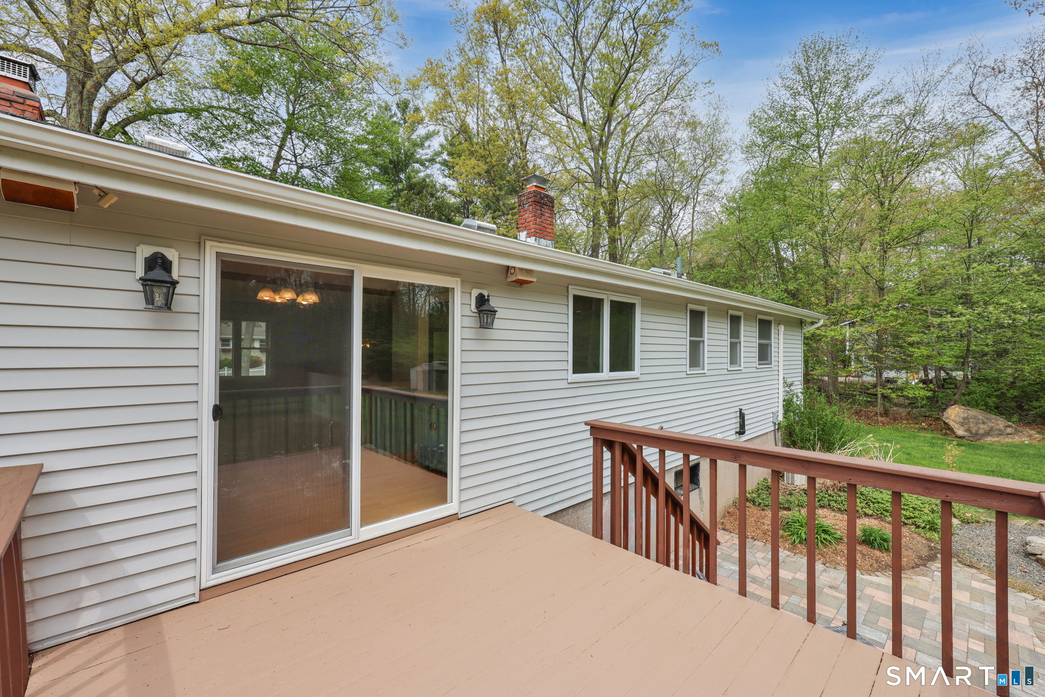 30 Lucerne Drive Willington CT 06279