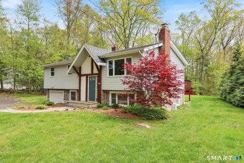 30 Lucerne Drive Willington CT 06279