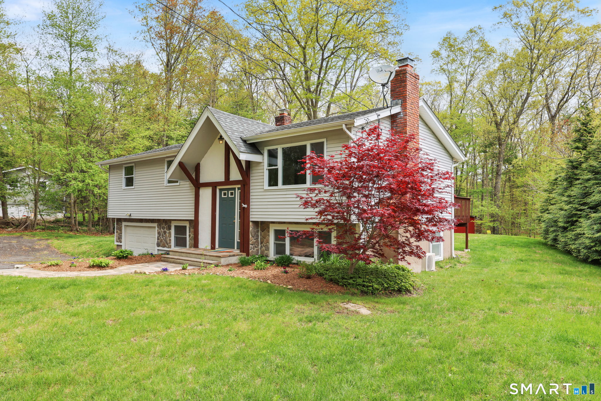 30 Lucerne Drive Willington CT 06279