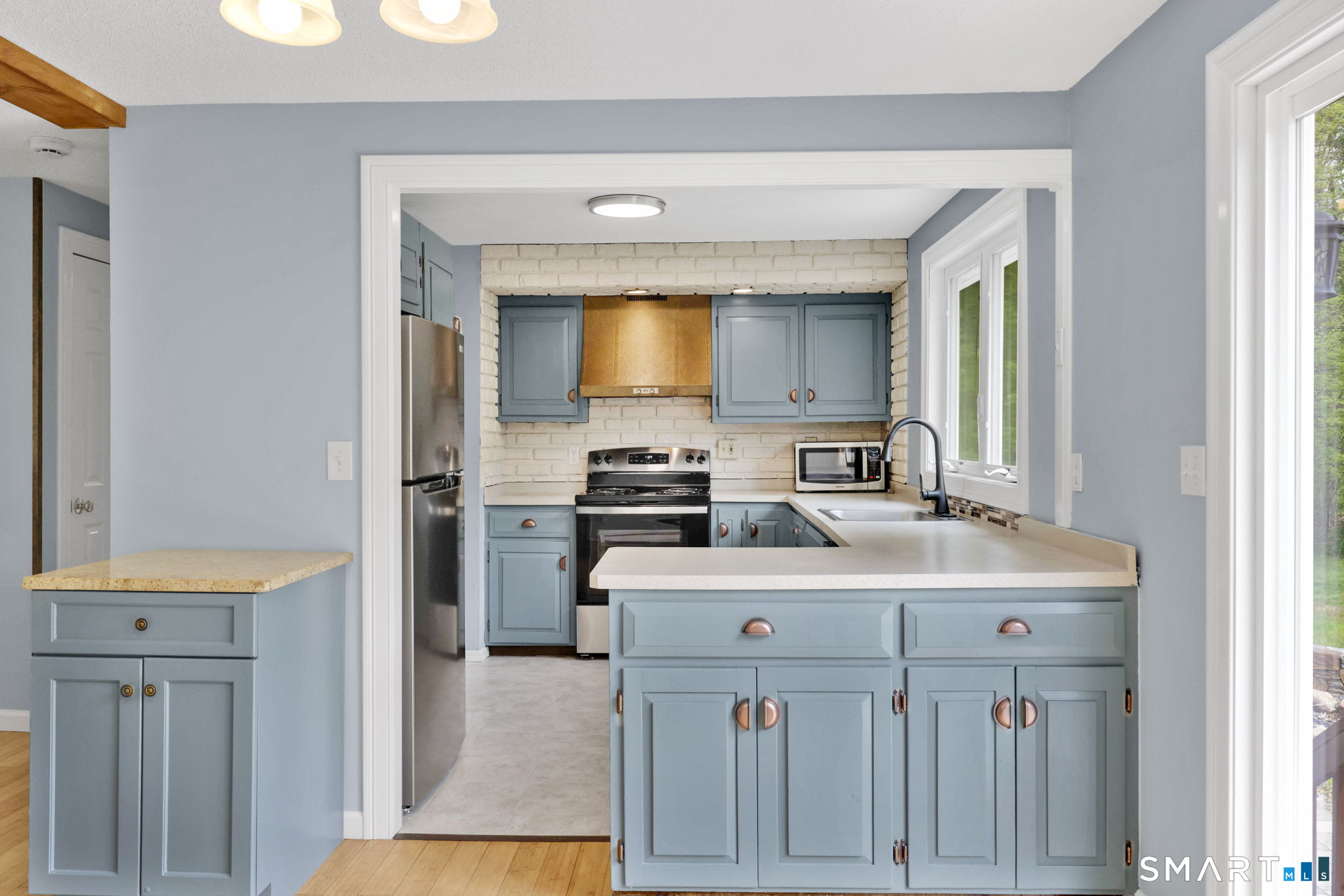 30 Lucerne Drive Willington CT 06279