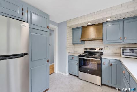 30 Lucerne Drive Willington CT 06279