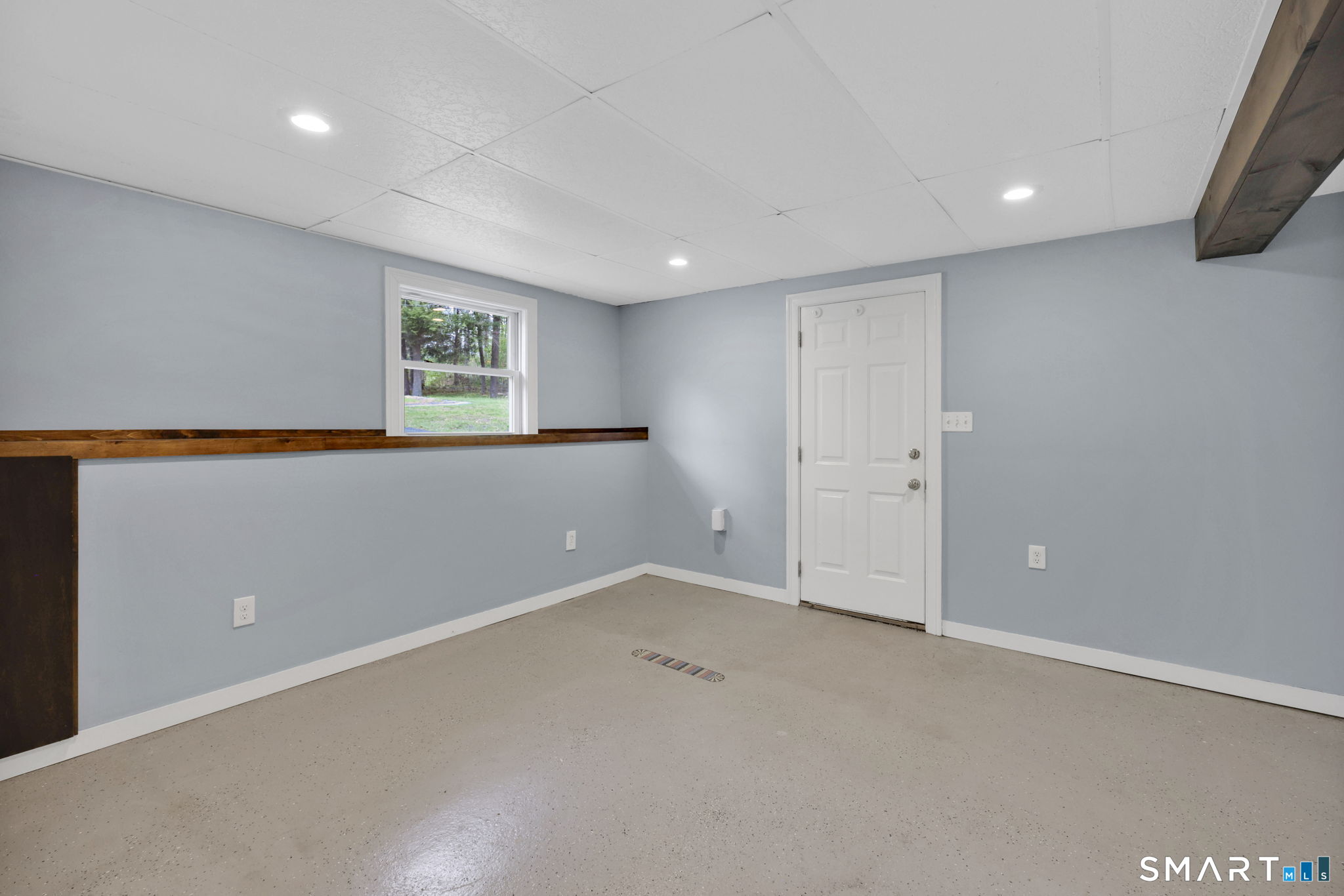 30 Lucerne Drive Willington CT 06279