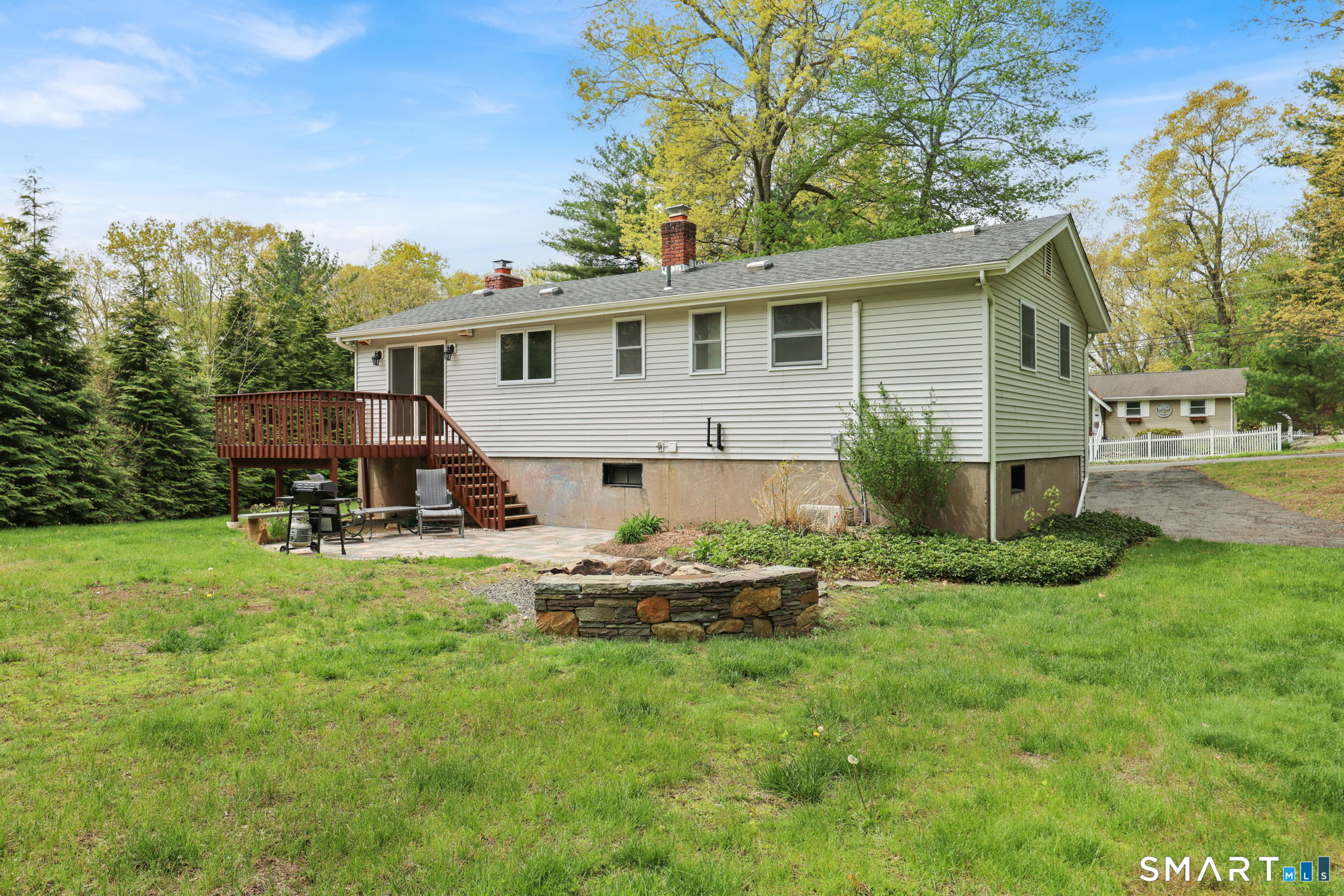 30 Lucerne Drive Willington CT 06279