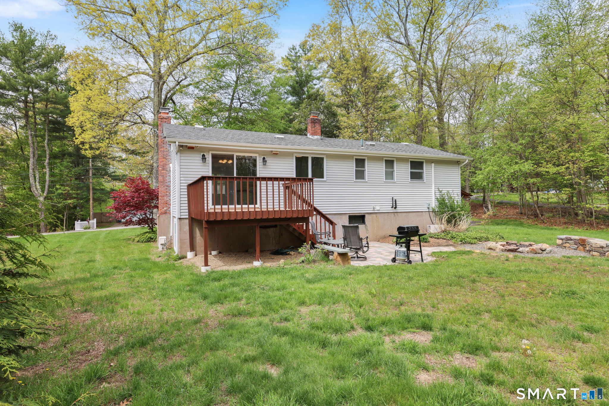 30 Lucerne Drive Willington CT 06279