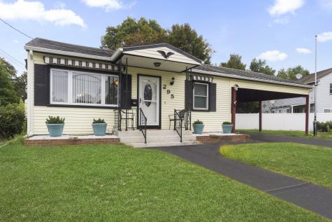 295 Midway Oval Groton CT 06340