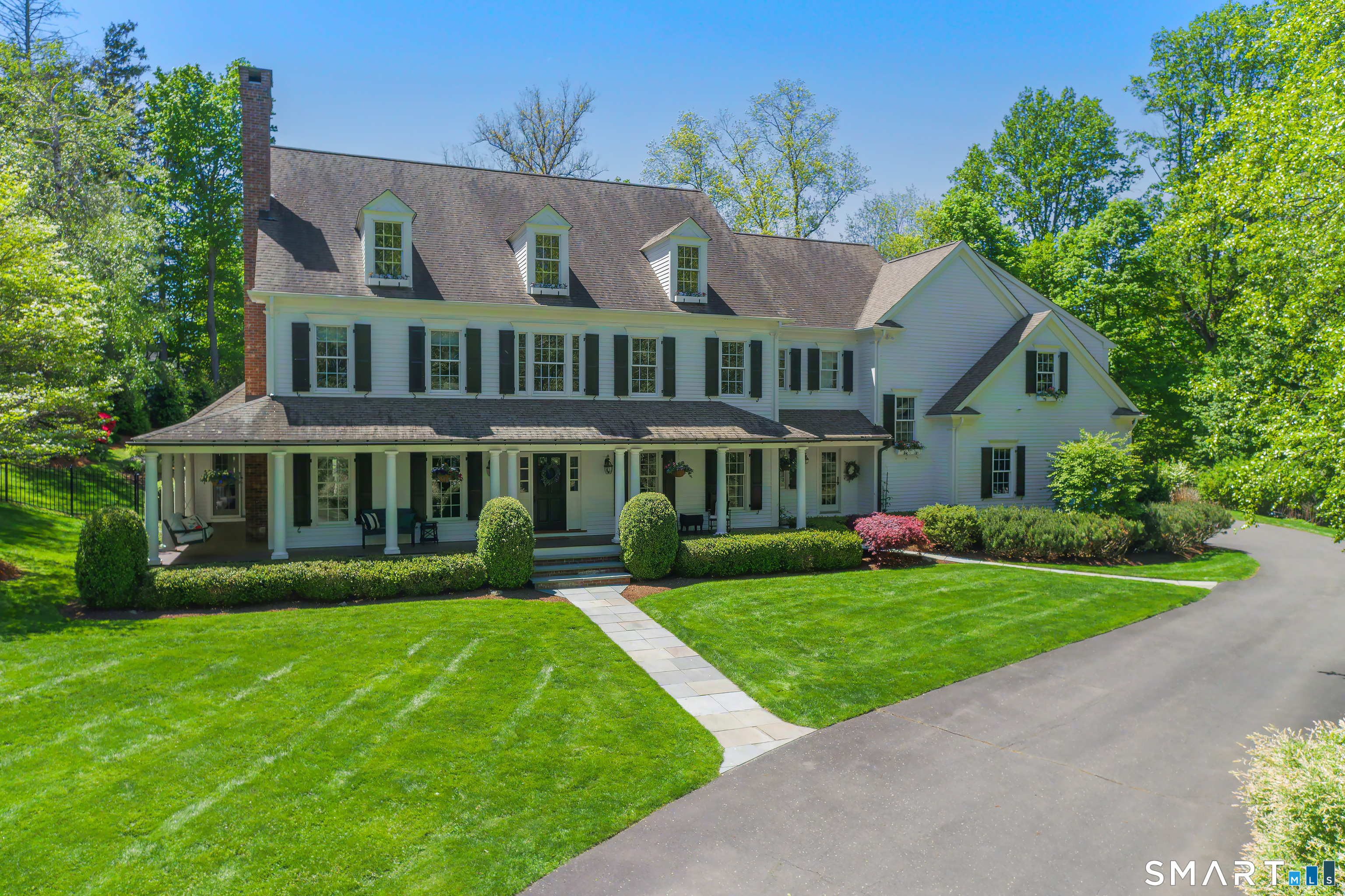 Ridgefield CT, 54 Barry Avenue