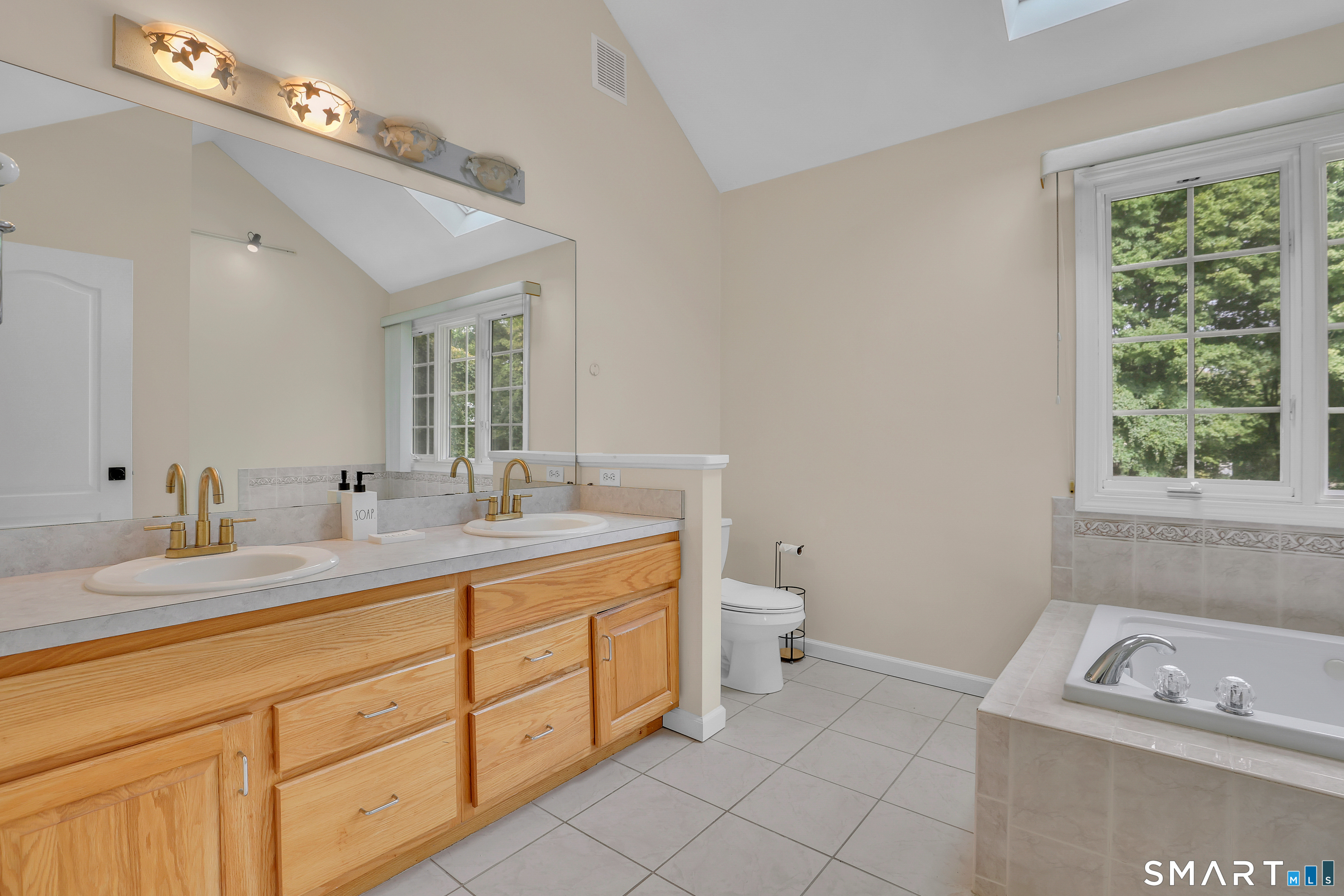182 Green Hill Road Middlebury CT 06762