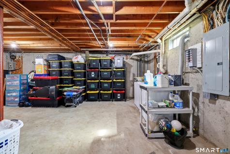 1345 North Grand Street Suffield CT 06093