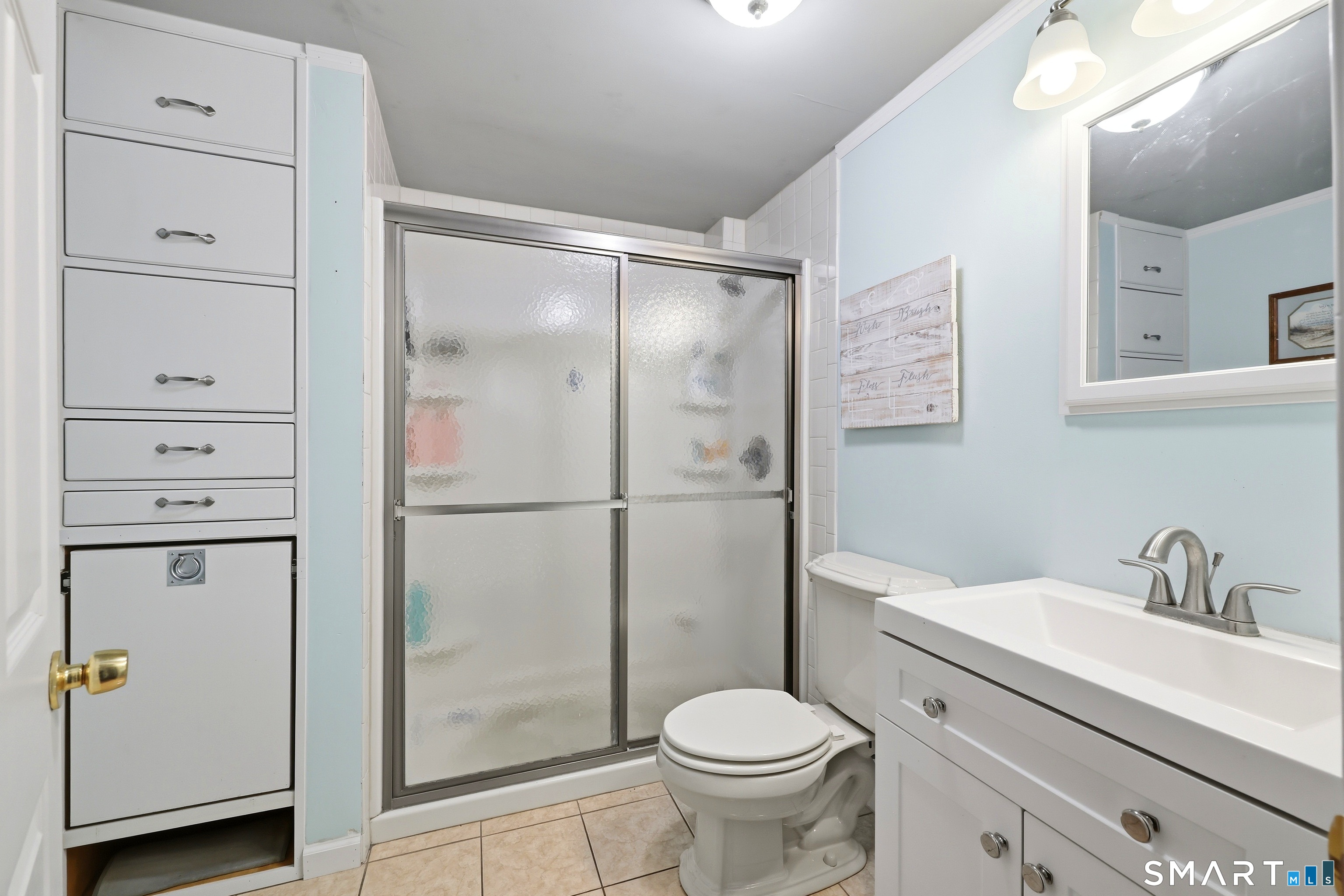 1345 North Grand Street Suffield CT 06093