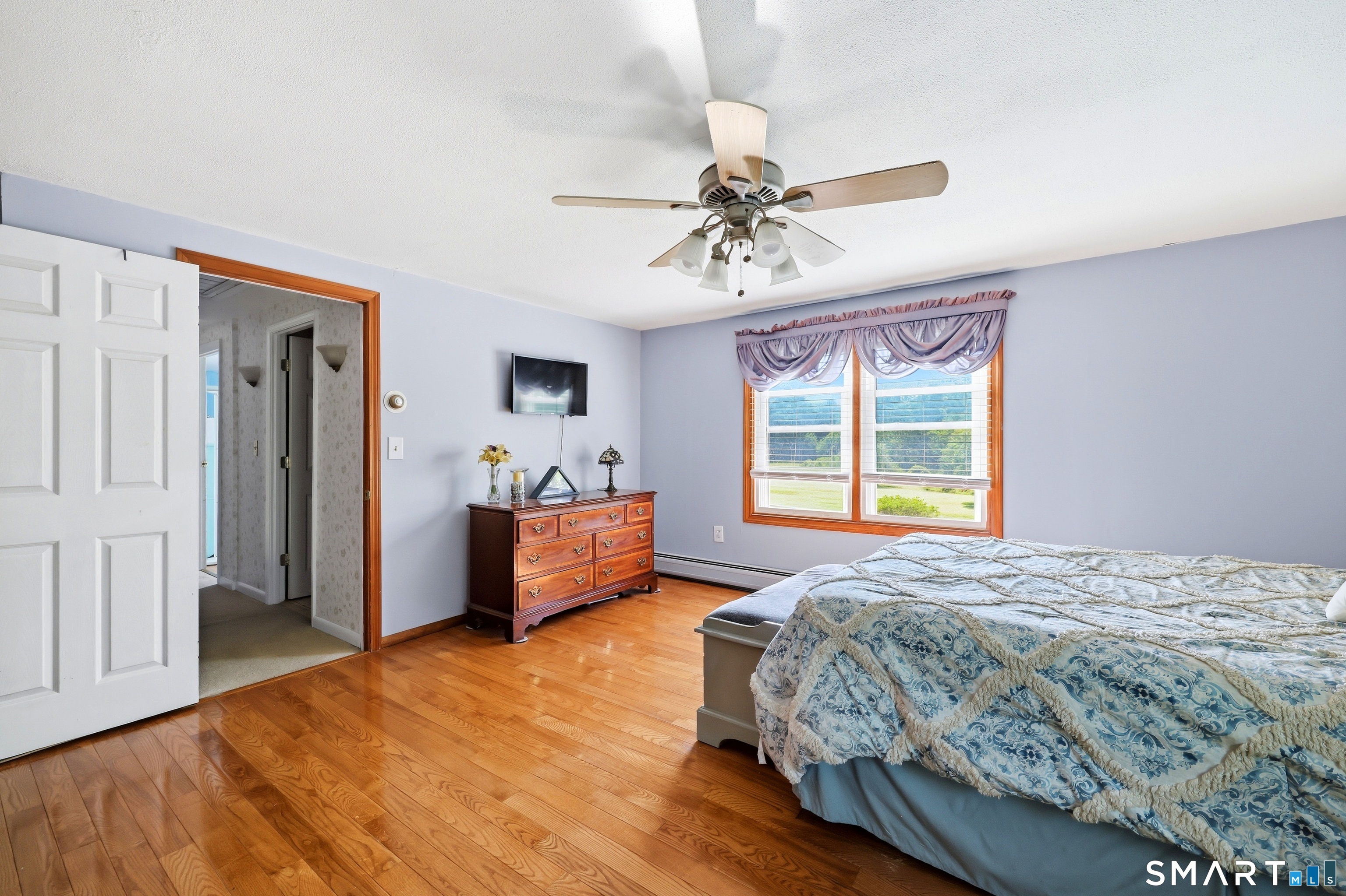 1345 North Grand Street Suffield CT 06093