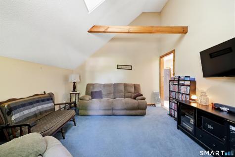 1345 North Grand Street Suffield CT 06093