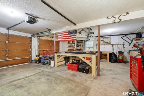 1345 North Grand Street Suffield CT 06093