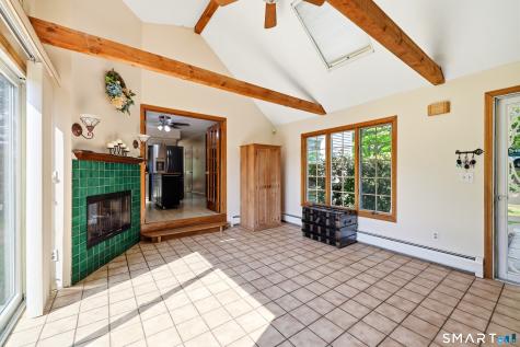 1345 North Grand Street Suffield CT 06093