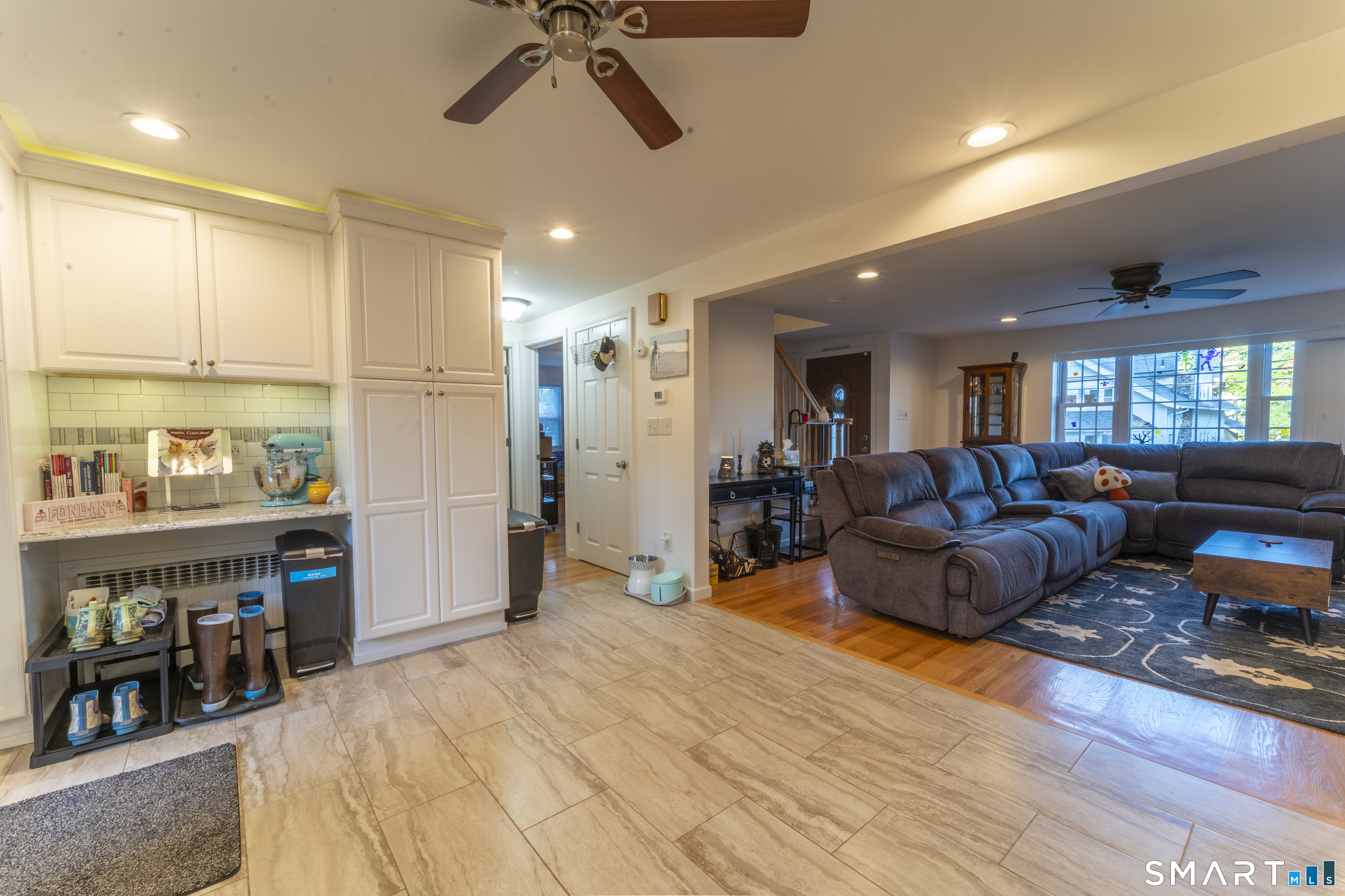 327 West Street Bristol CT 06010