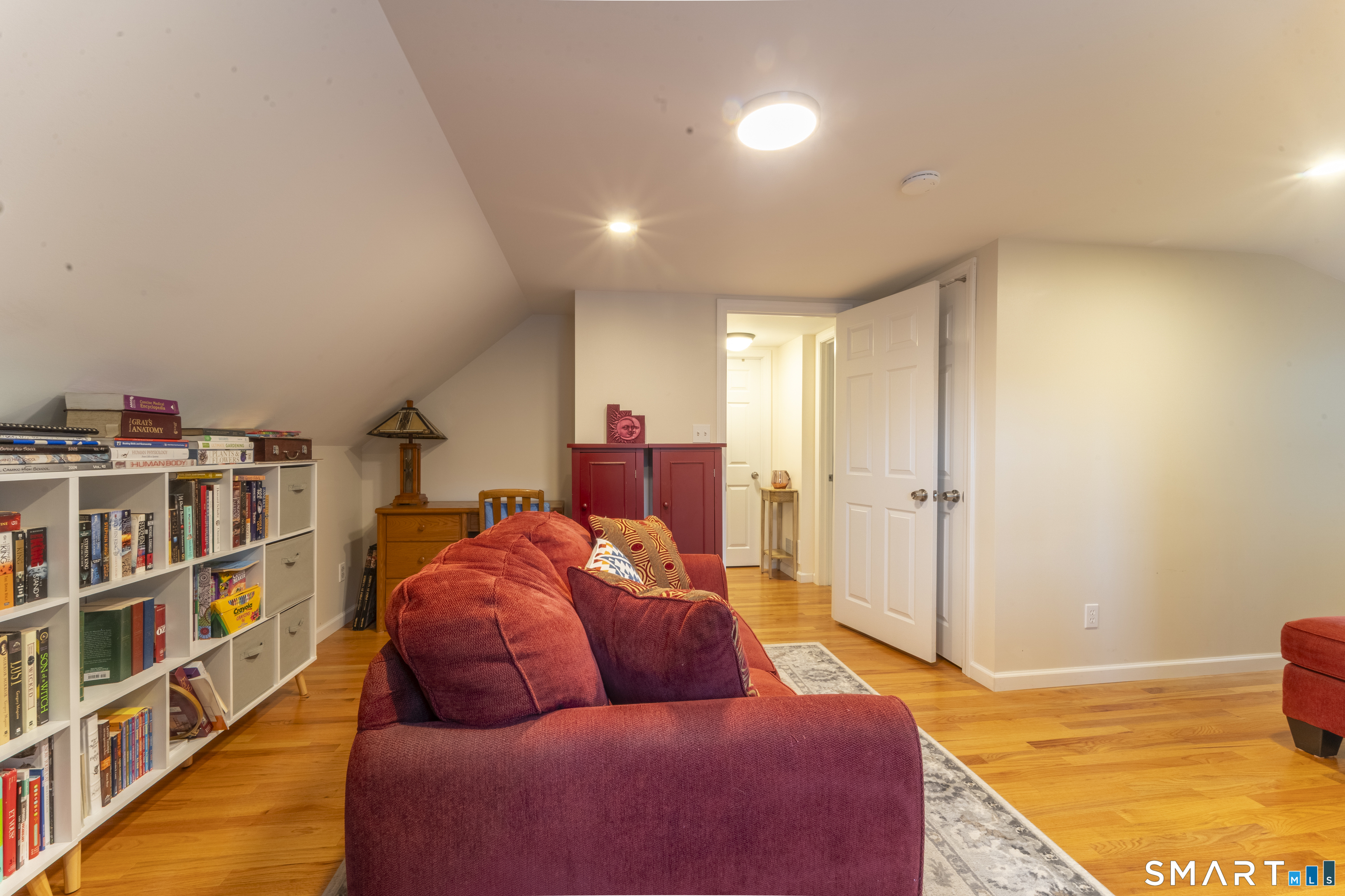 327 West Street Bristol CT 06010