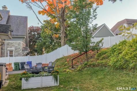 327 West Street Bristol CT 06010