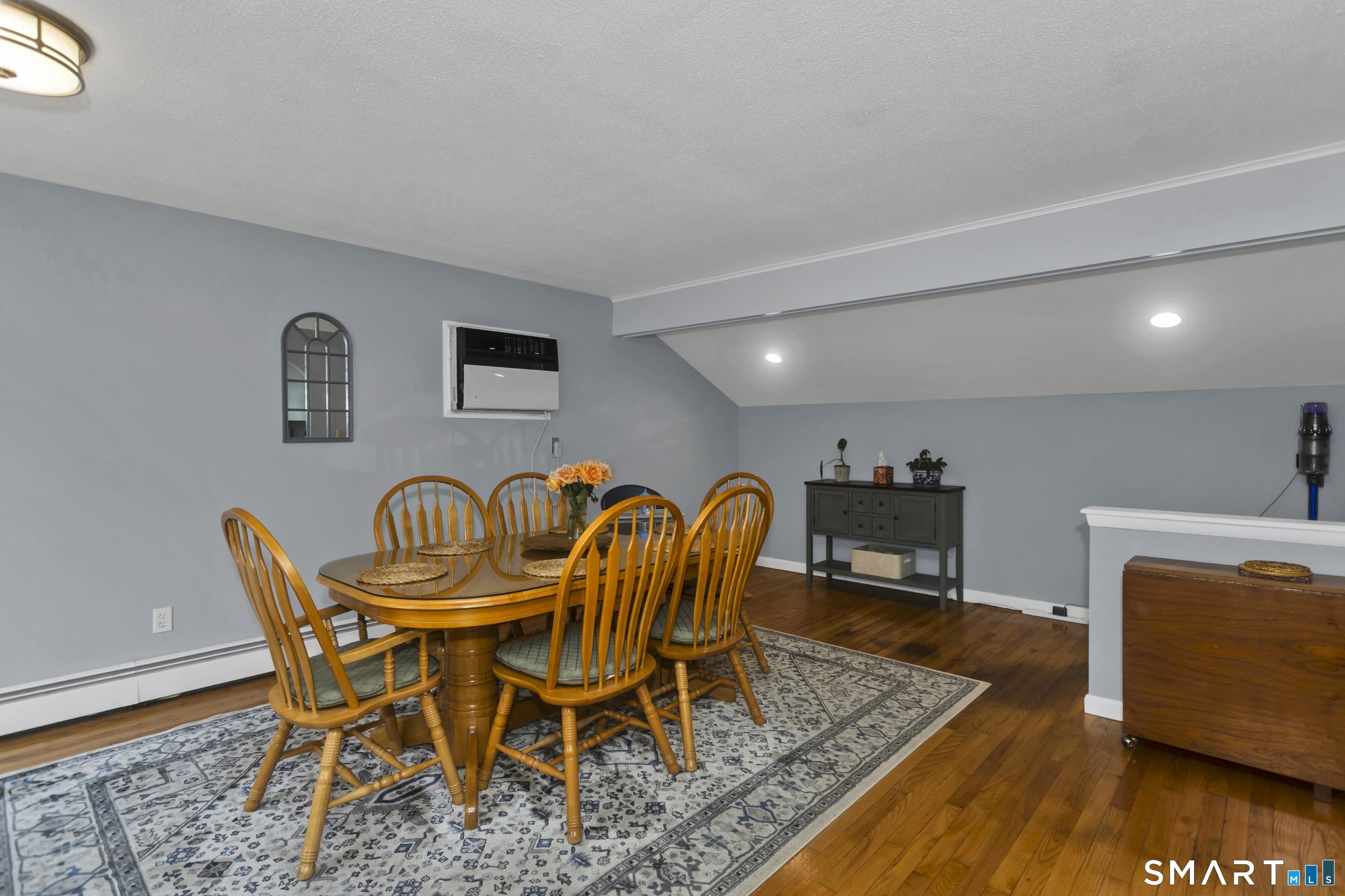 10 Lin Sal Street Windsor Locks CT 06096