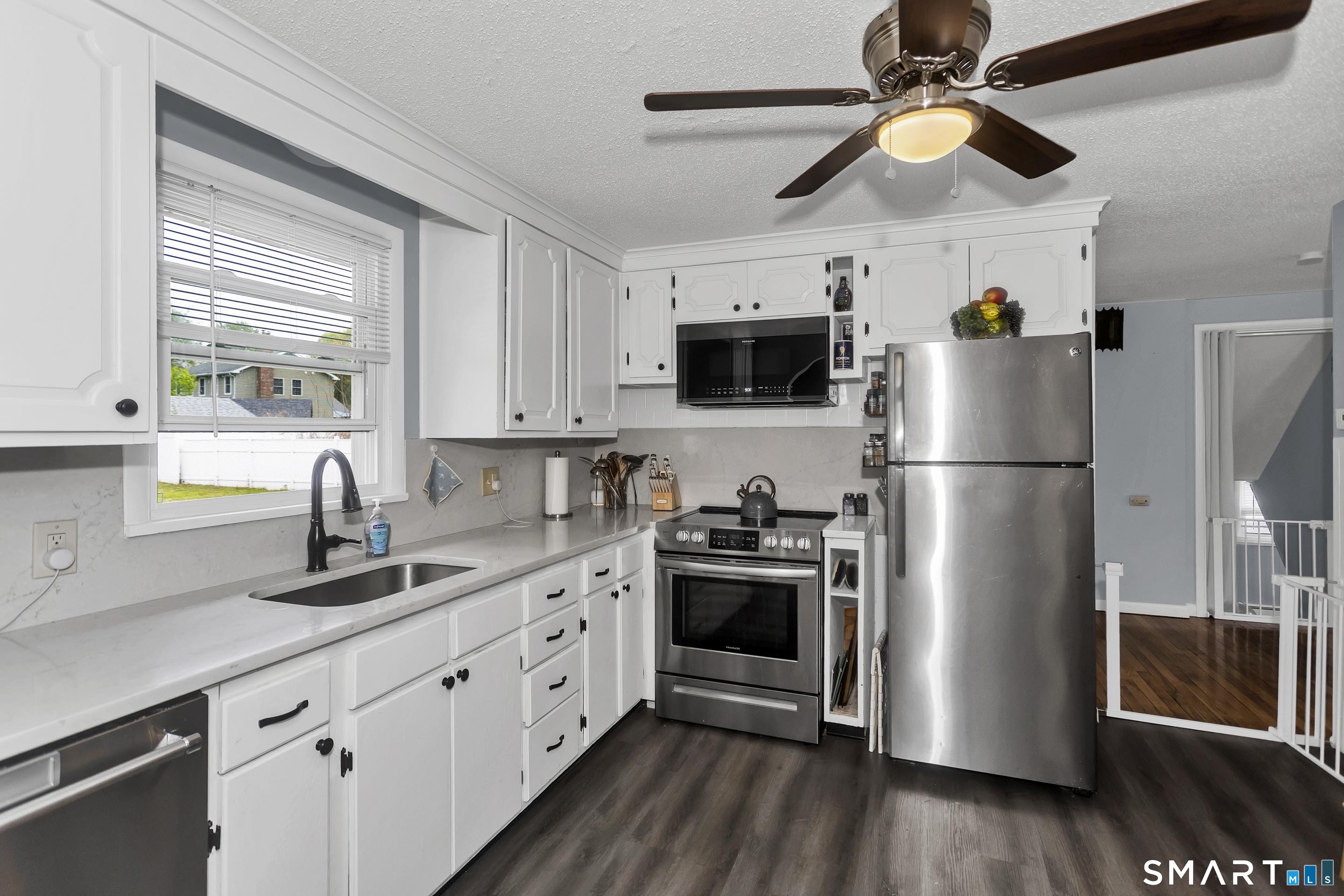 10 Lin Sal Street Windsor Locks CT 06096