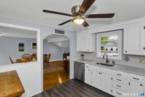 10 Lin Sal Street Windsor Locks CT 06096