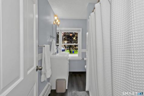10 Lin Sal Street Windsor Locks CT 06096