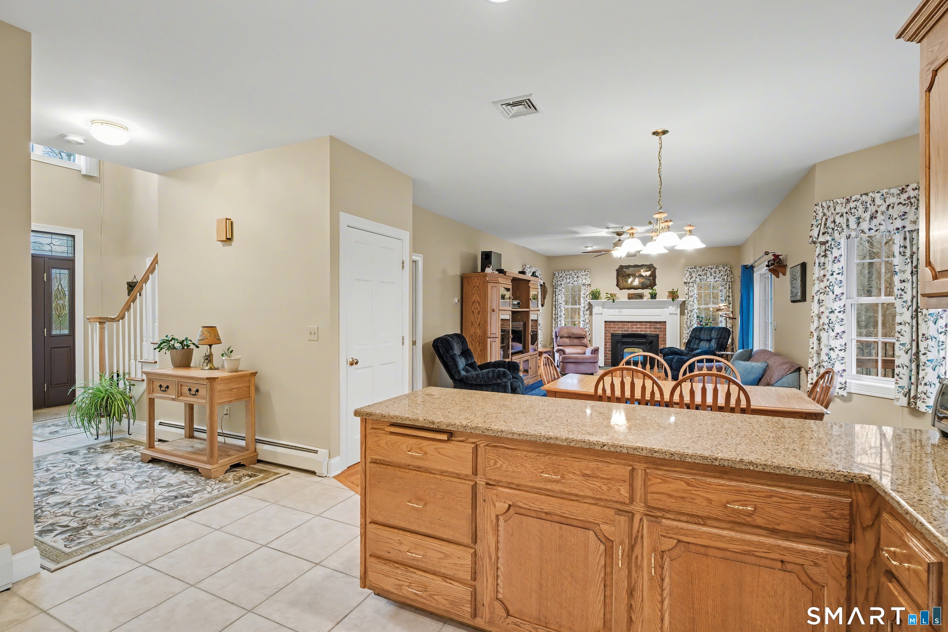 12 Fox Run Columbia CT 06237