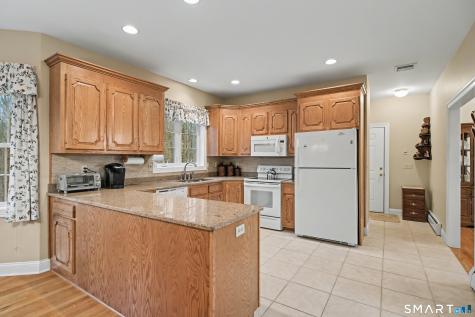 12 Fox Run Columbia CT 06237