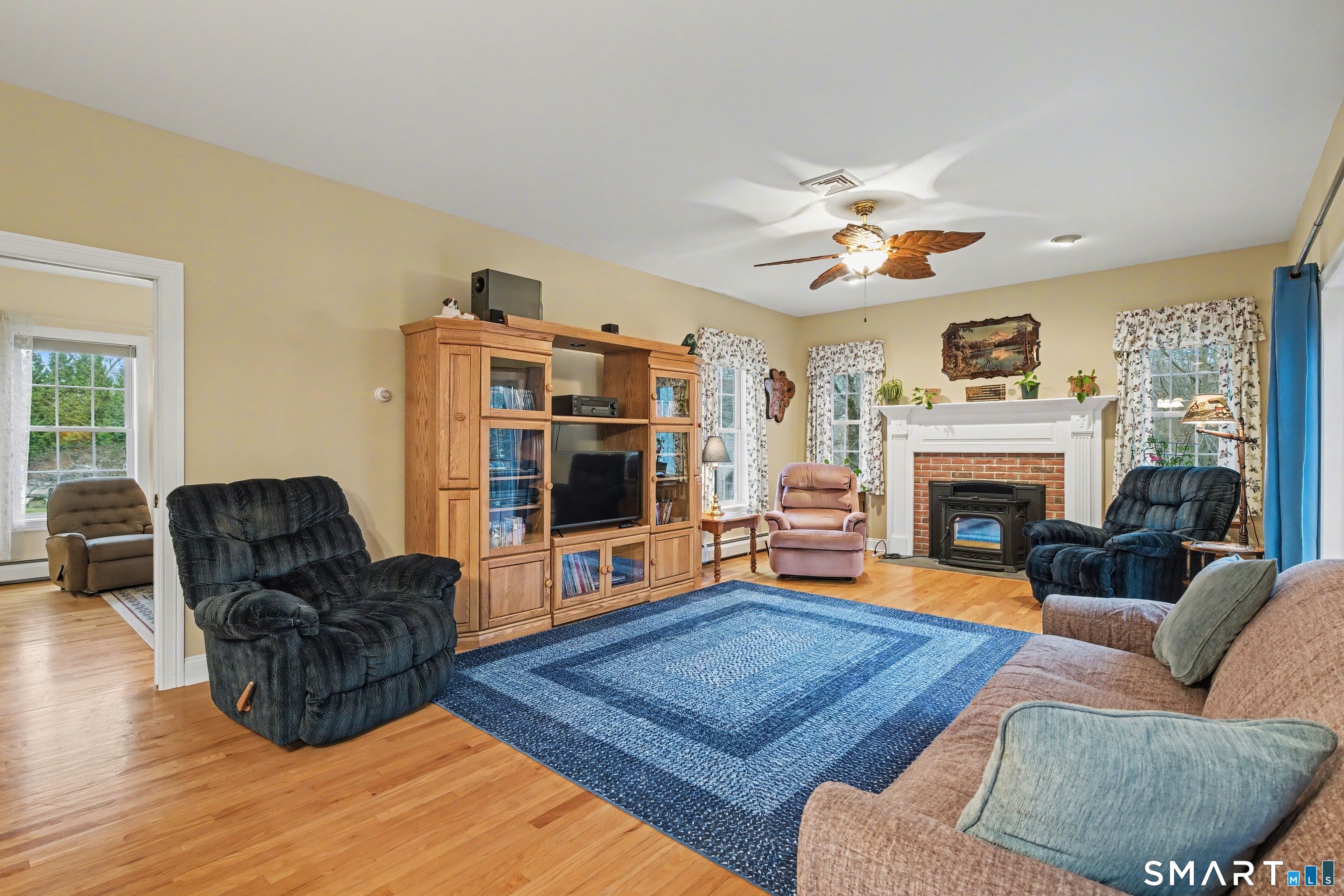 12 Fox Run Columbia CT 06237