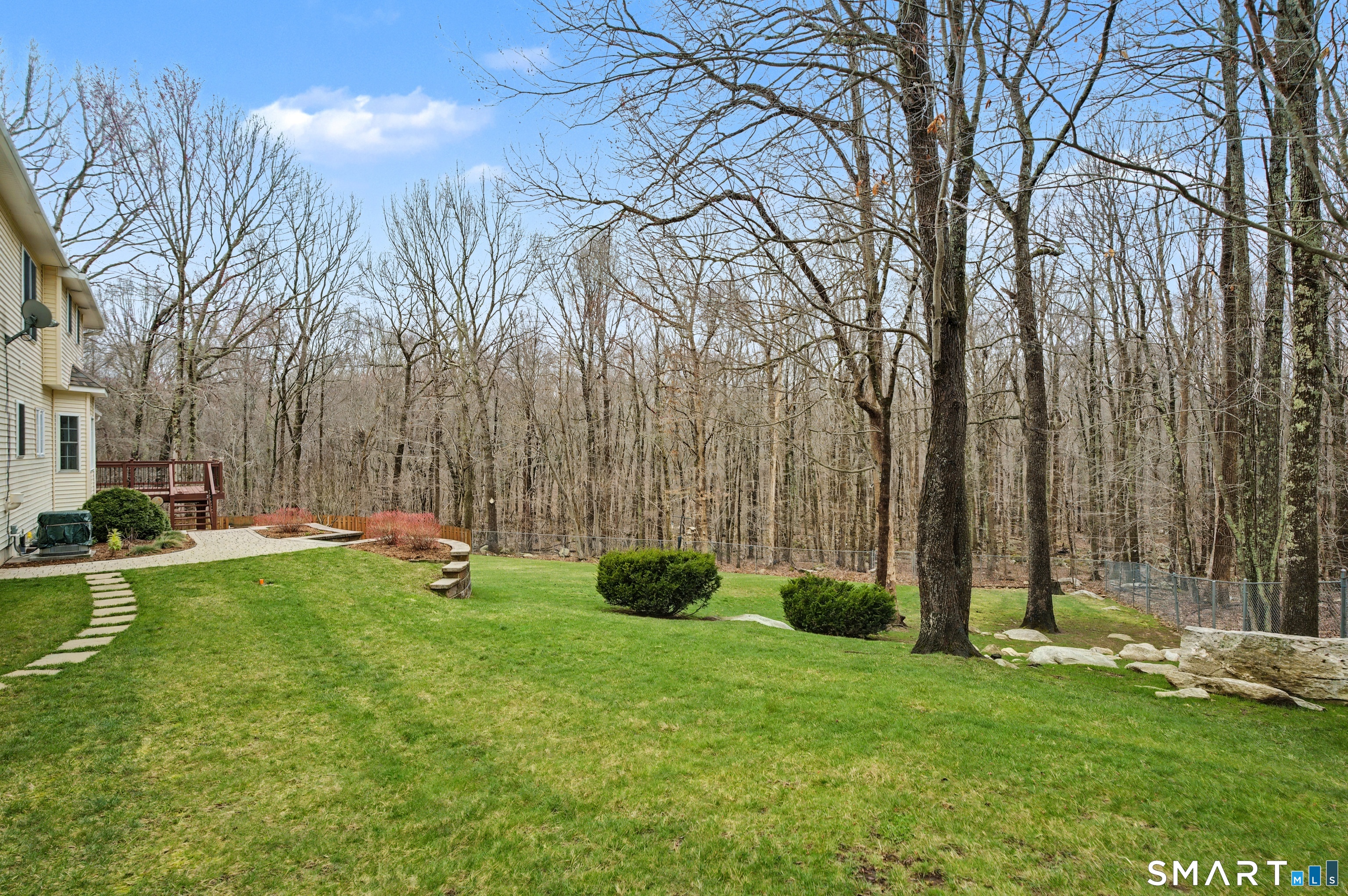 12 Fox Run Columbia CT 06237
